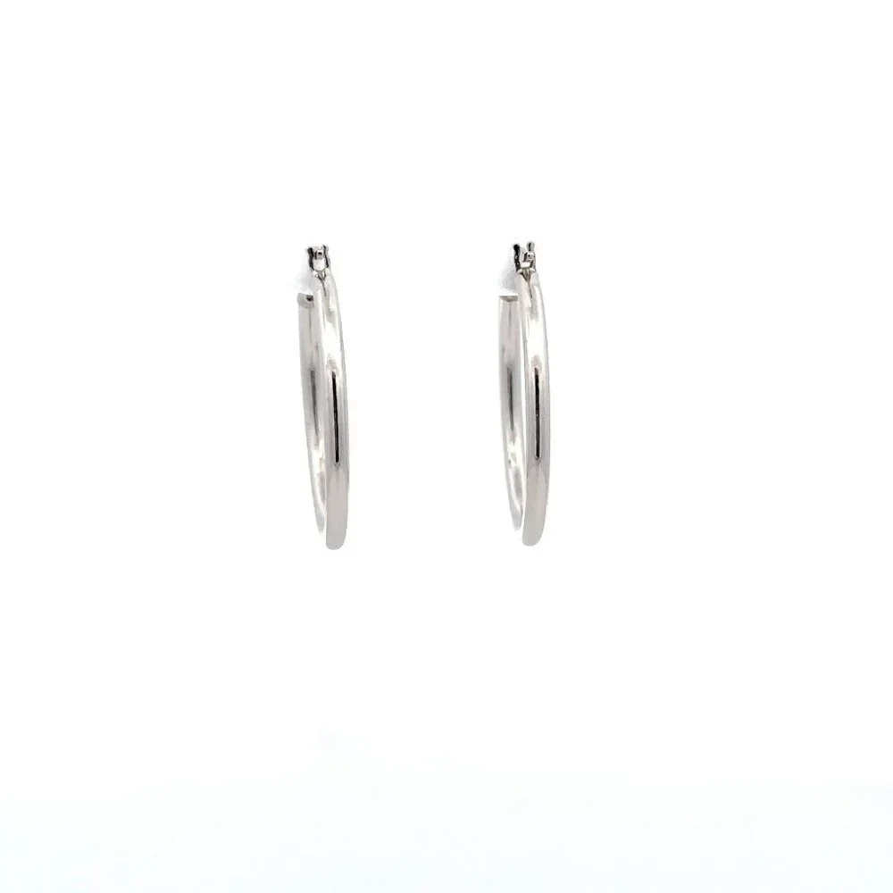 18K White Gold Earrings Hoops Loops 1.35 grams - Picture 6 of 9